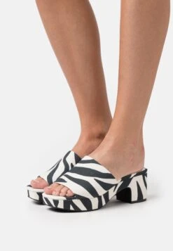 Monki Heeled Mules - Black/White