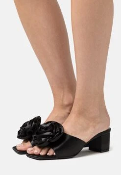 Monki Heeled Mules - Black Dark