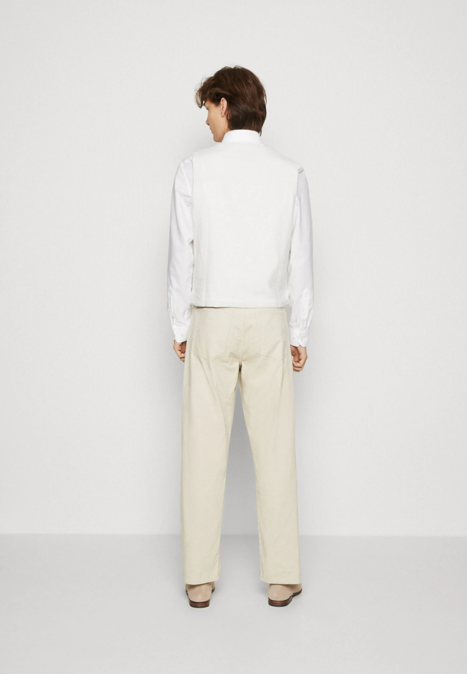 Lindbergh Waistcoat - Waistcoat - White - Image 3