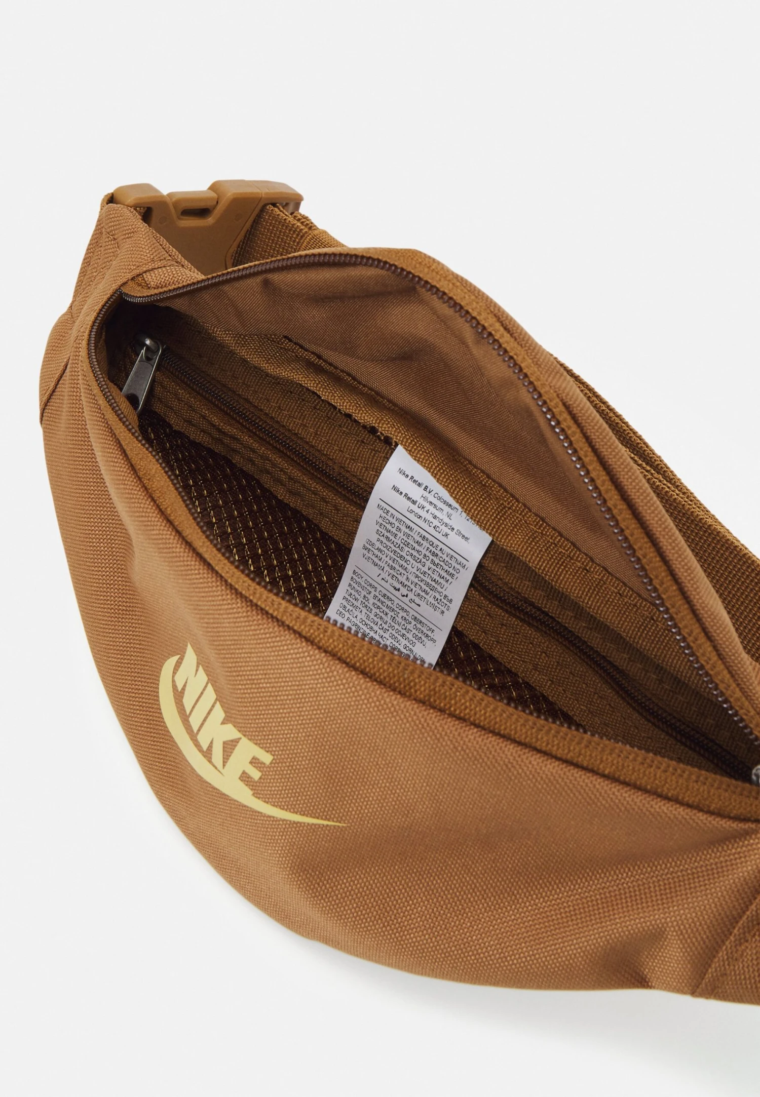 Nike Sportswear Unisex - Bum Bag - Ale Brown/Ale Brown/Wheat Gold-Coloured - Image 3