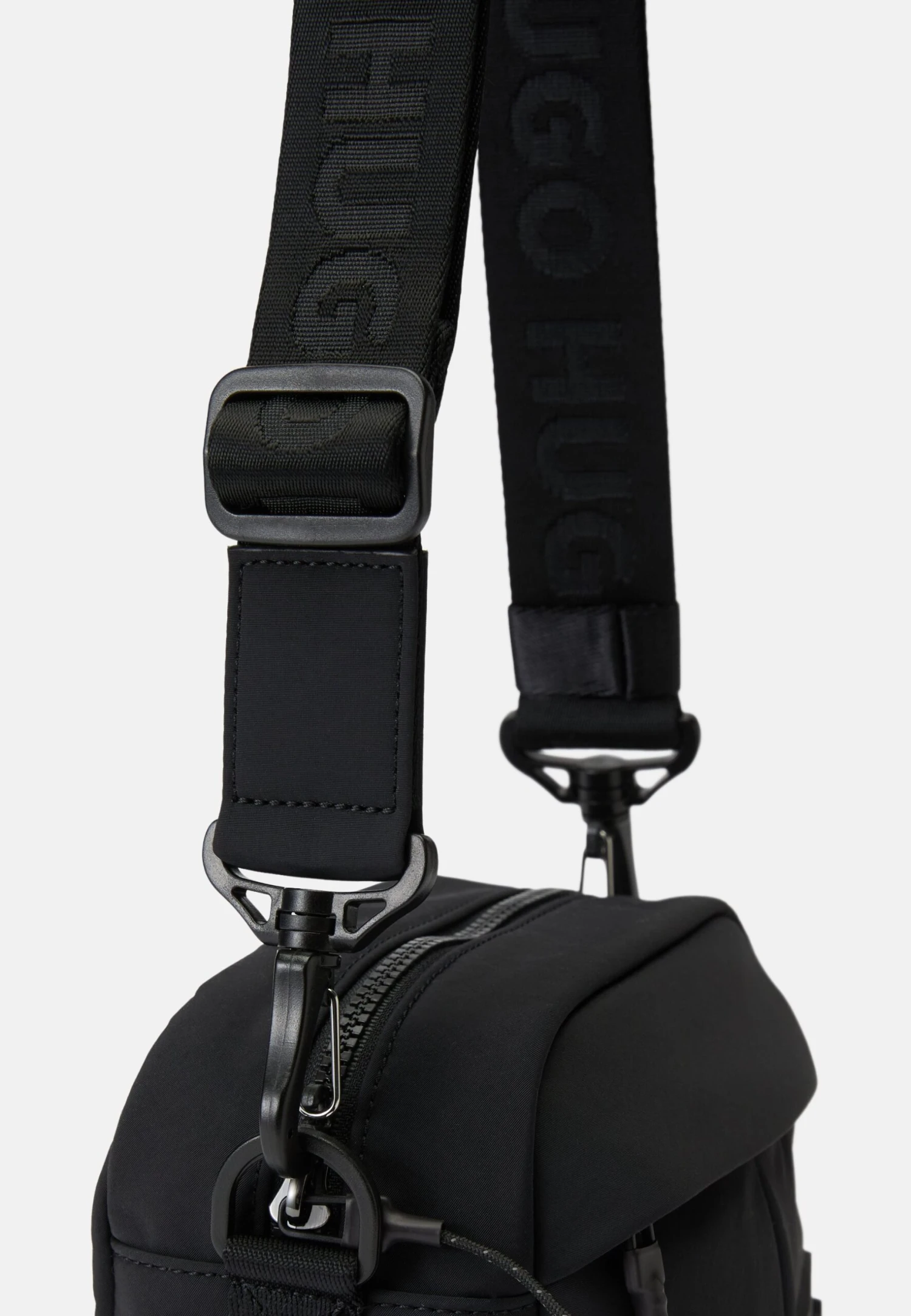 Hugo TARIC - Cross Body Bag - Black - Image 5