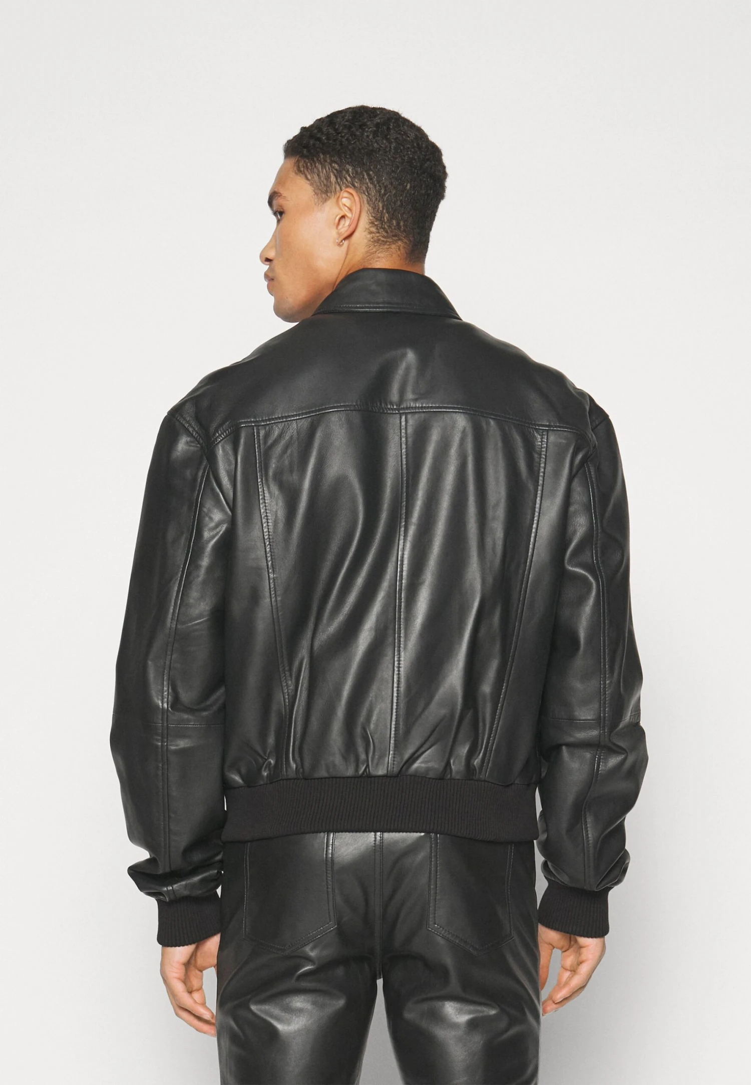 Oversized - Bomber Jacket - Black - Image 4