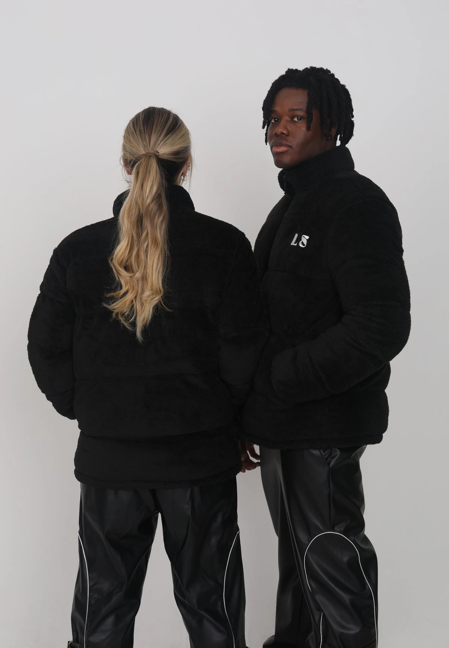 Denver Teddy Puffer Unisex - Winter Jacket - Black - Image 3