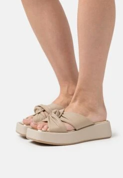 MARC CAIN Mules - Deep Sand