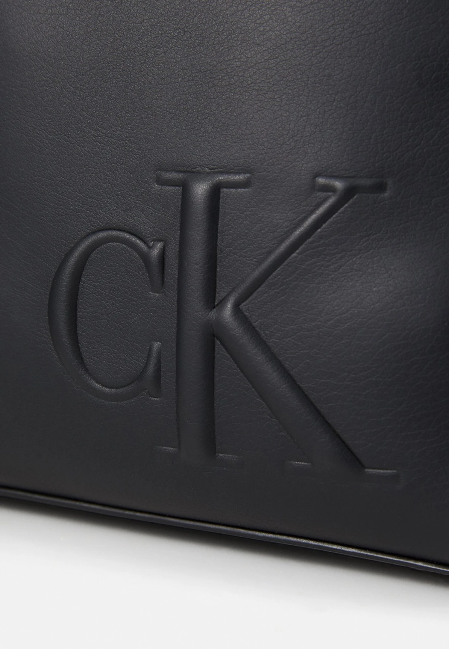 Calvin Klein BOLD MONOGRAM - Cross Body Bag - Black - Image 4
