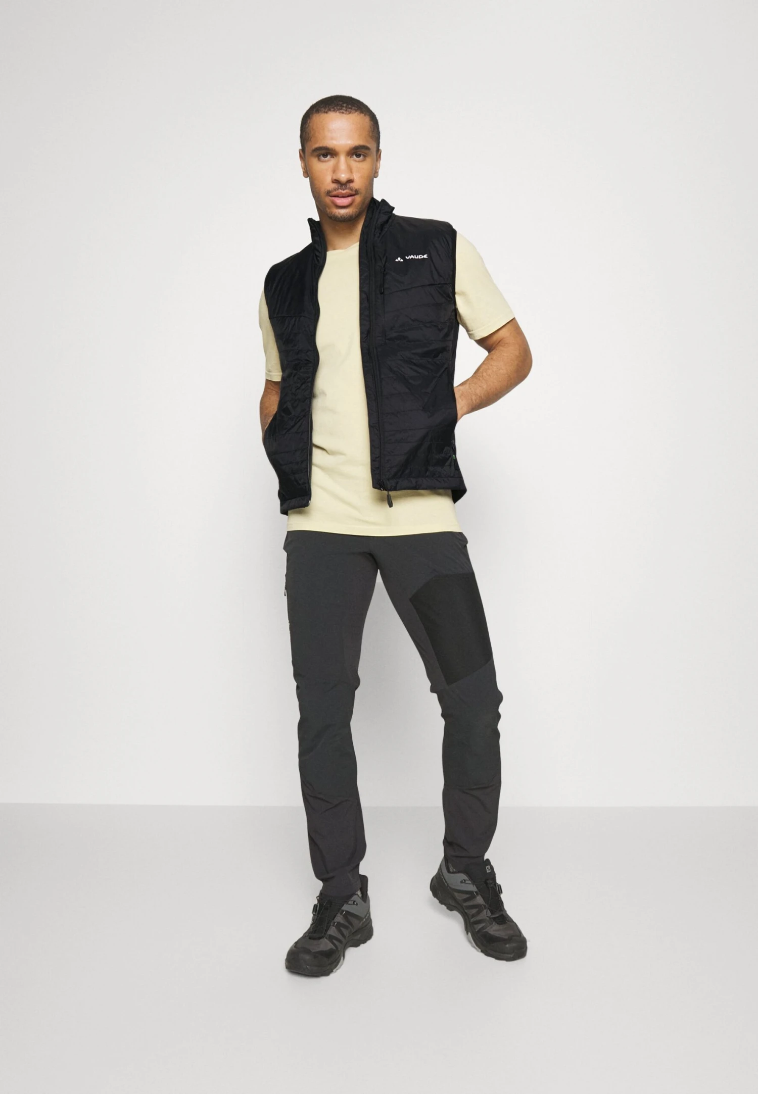 VAUDE Mens Freney Hybrid Vest Iii - Waistcoat - Black - Image 2