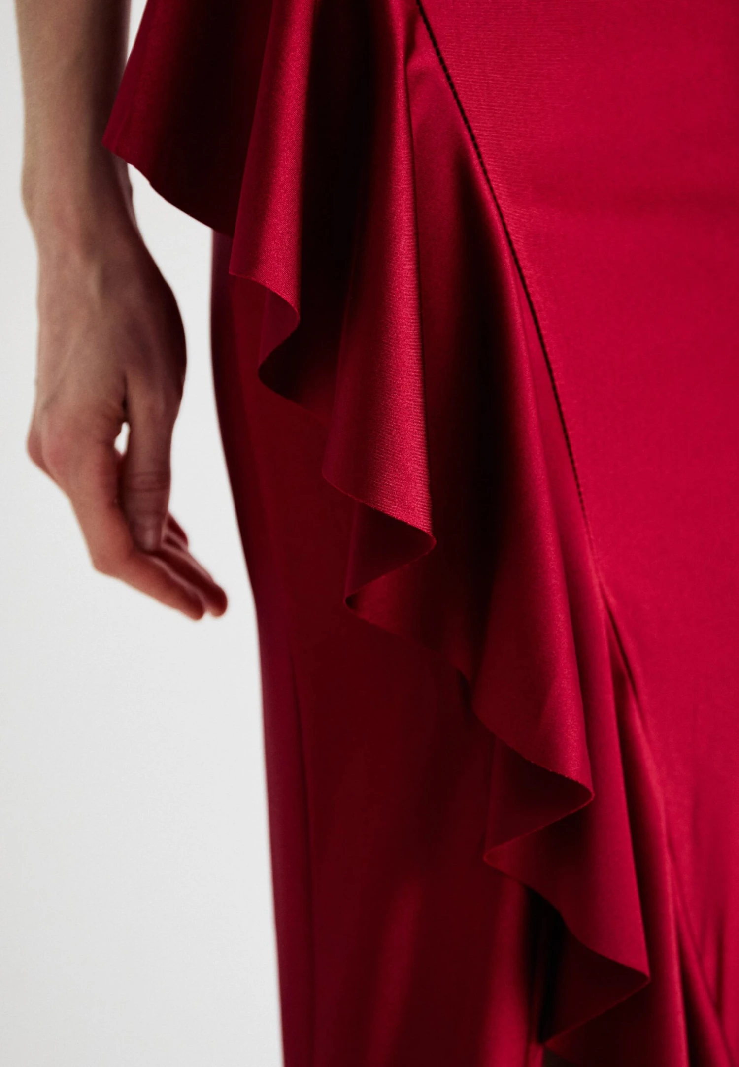 Wal G WEDDING GRACE RUFFLE MAXI - Occasion Wear - Wine - Image 6