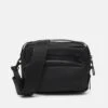 Rains Box Bag Large Unisex - Across Body Bag - Black