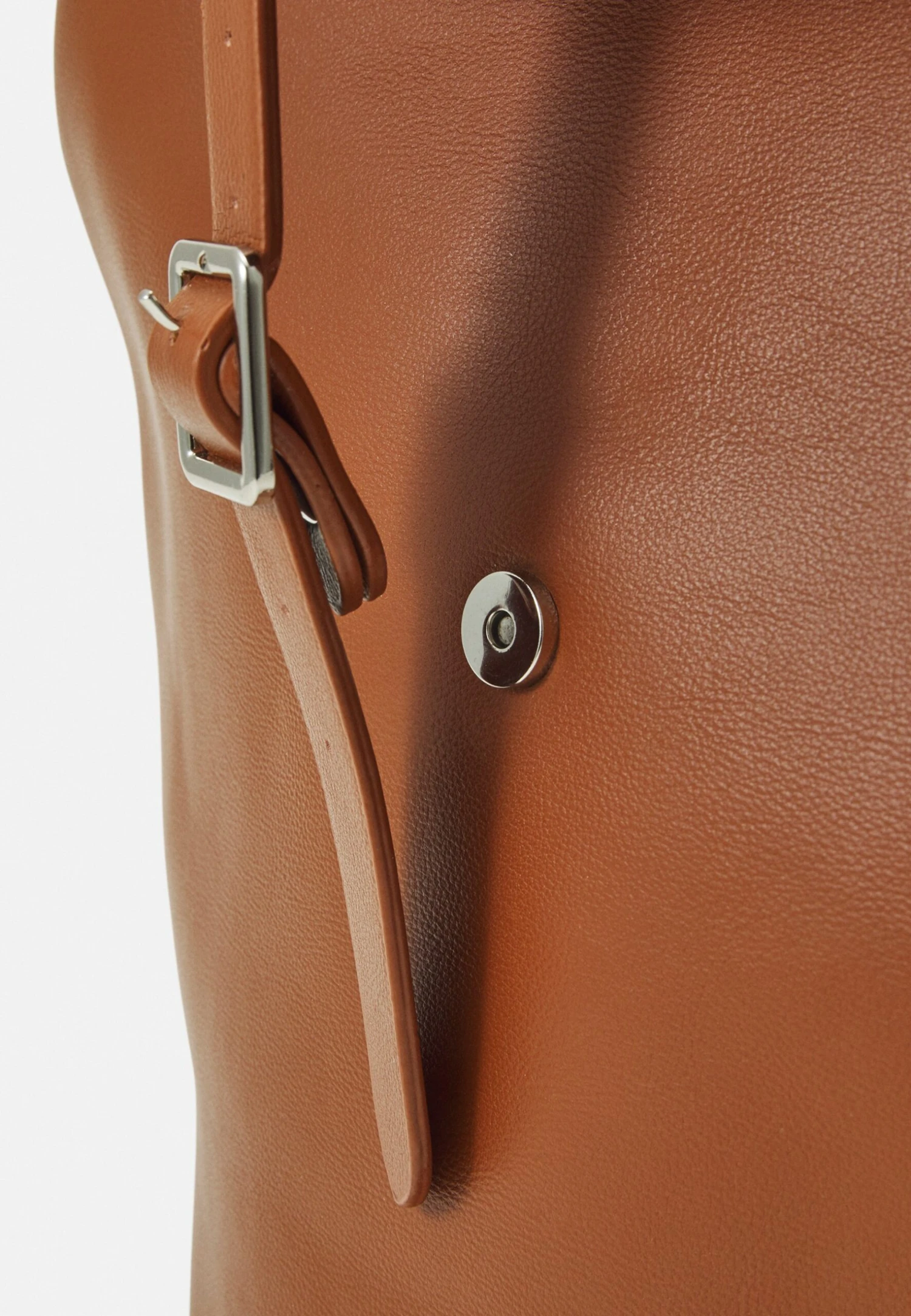 Flap Backpack - Rucksack - Camel - Image 5
