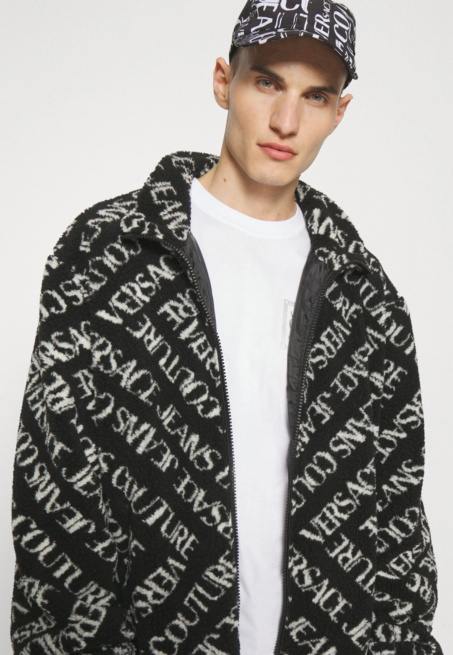 Monogram - Fleece Jacket - Black - Image 4