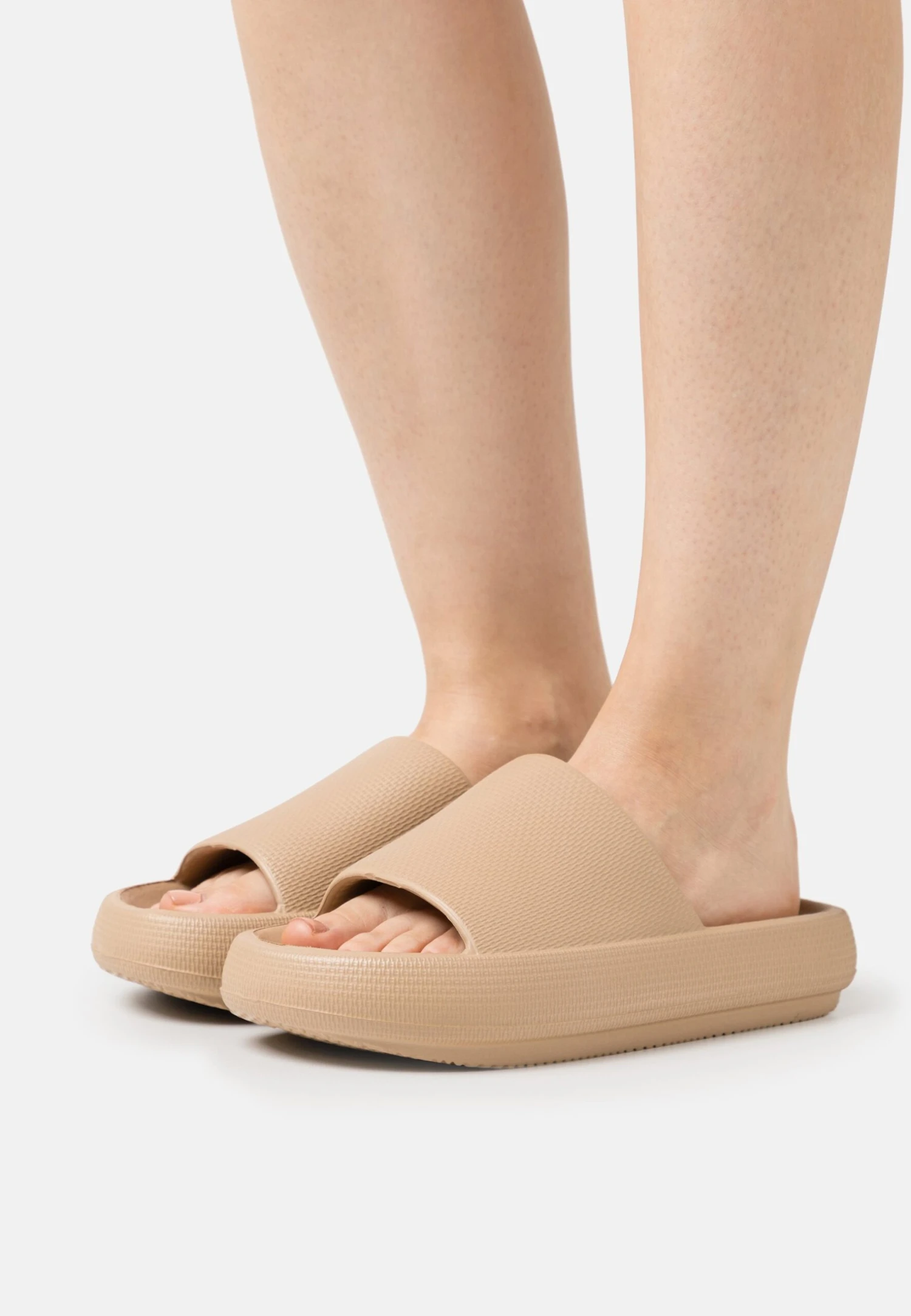 Even&Odd Pool Slides - Beige