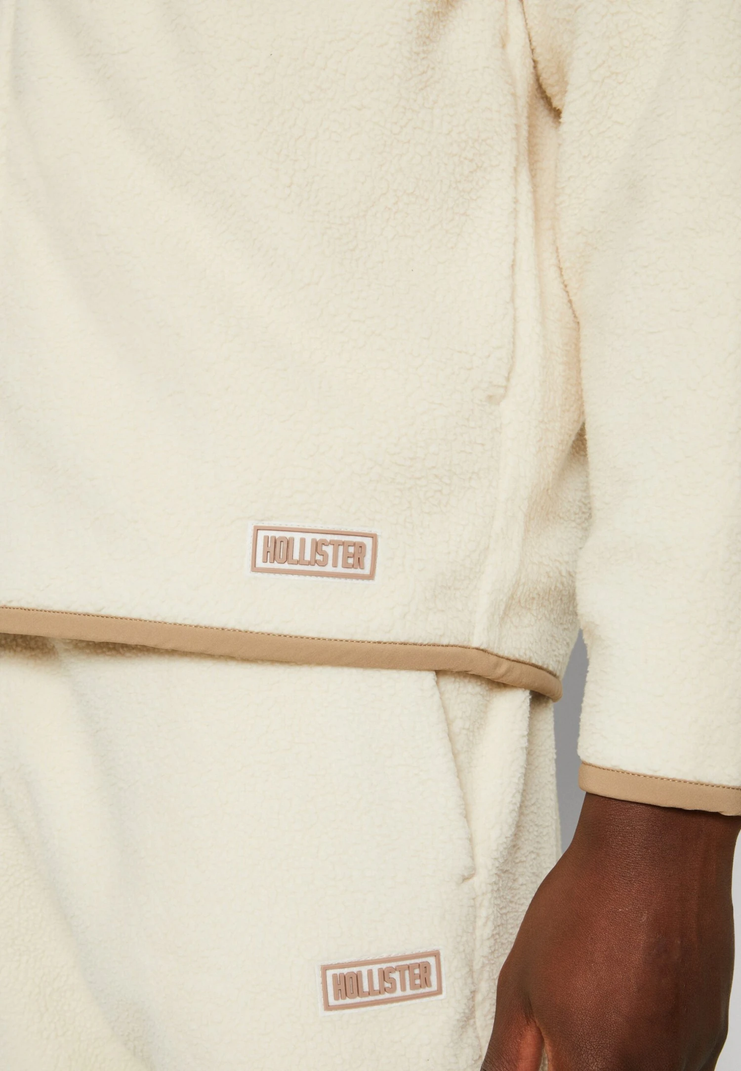 Hollister Co. Exterior Cozy - Fleece Jacket - Cream - Image 6