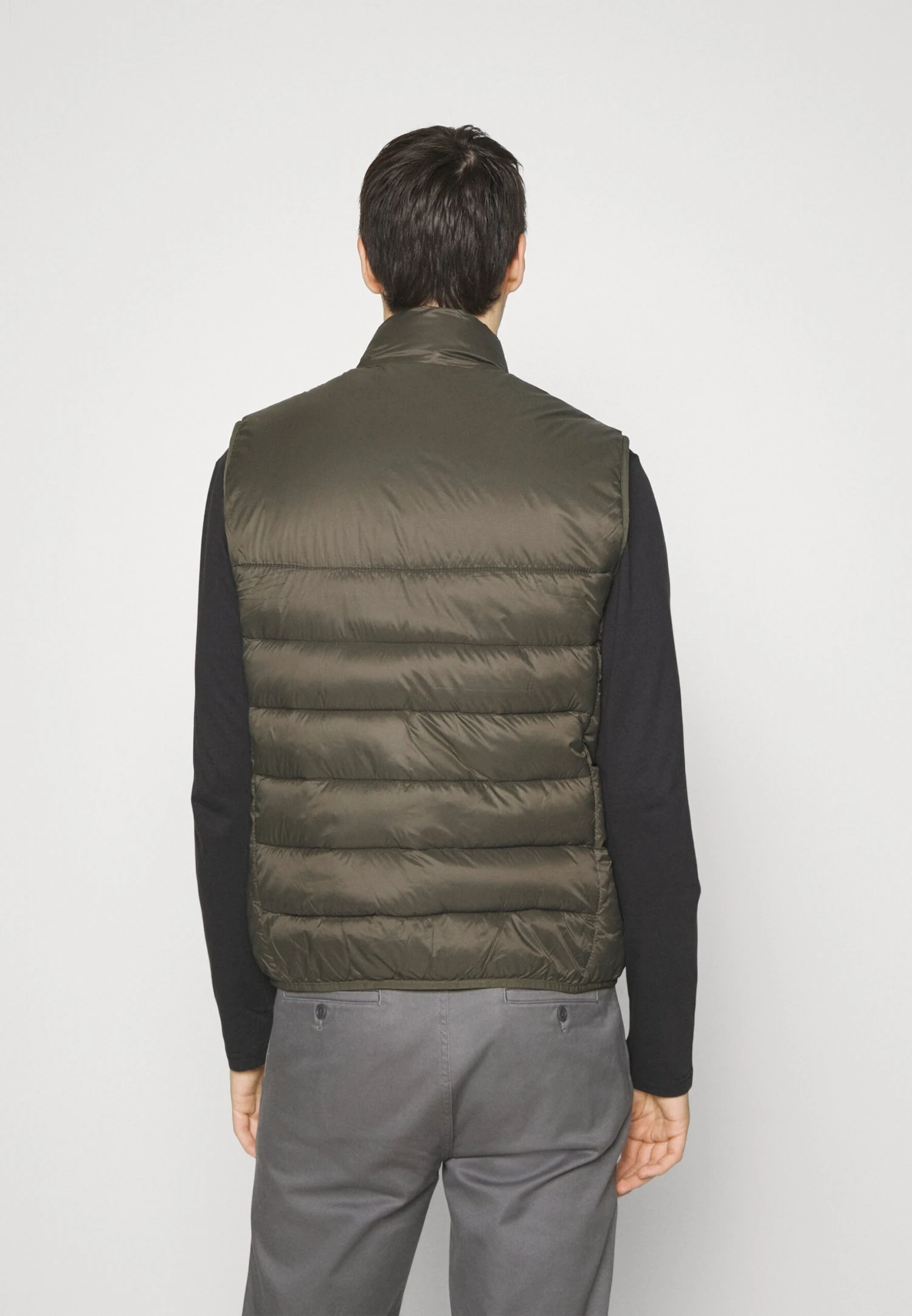 Lyle & Scott Waistcoat - Olive - Image 3