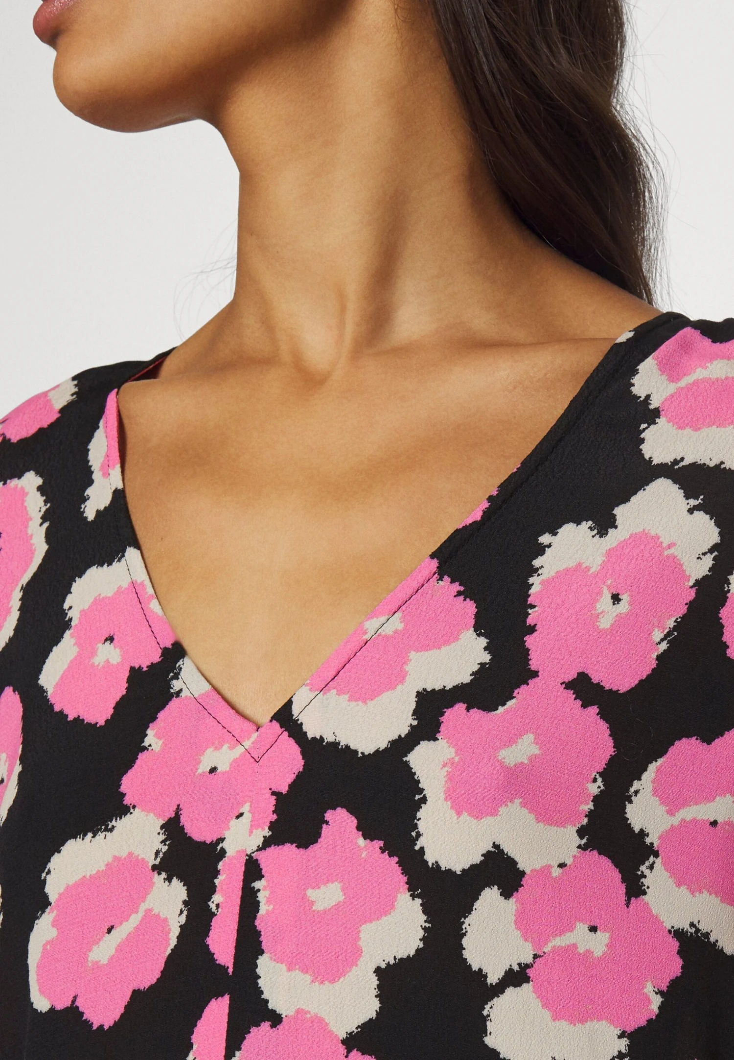 Modström Bibbie Dress - Shift Dress - Cosmos Fleur - Image 6