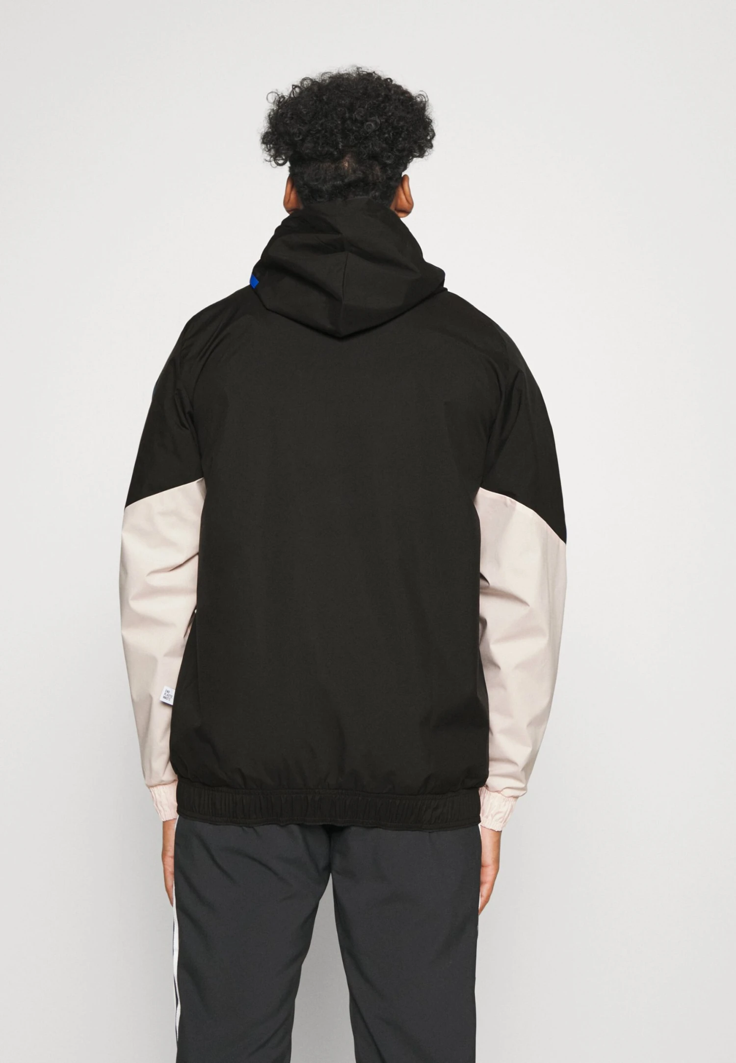 ADIDAS PERFORMANCE Manchester United Allweather Jacket - Club Wear - Black/Icey Pink - Image 3