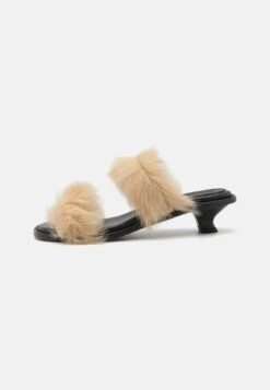 By Malene Birger TIANNA - Heeled Mules - Oyster Gray