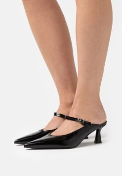 Pointed MaryjaneMules - Heeled Mules