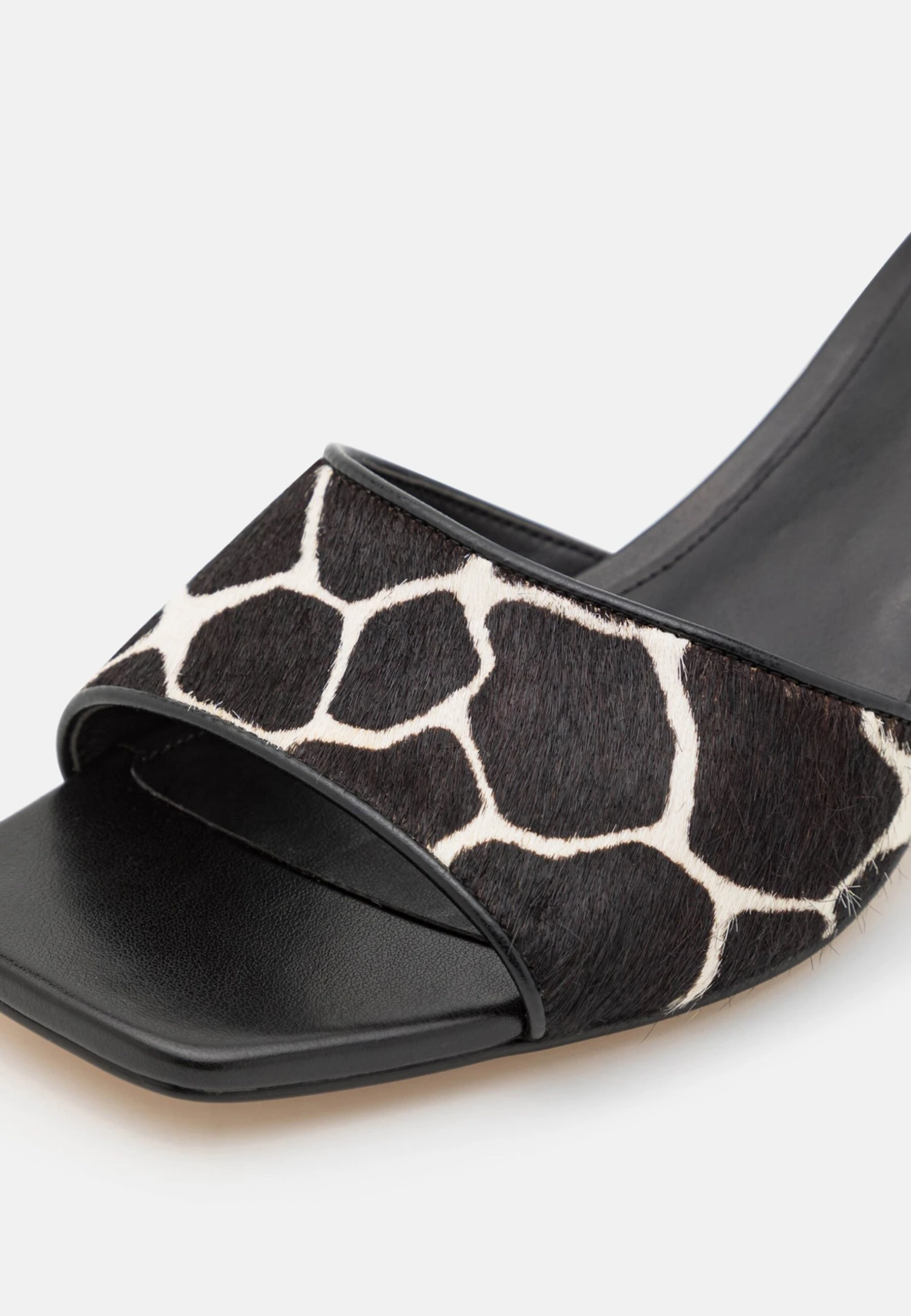 MICHAEL Michael Kors Amal Kitten - Heeled Mules - Image 7