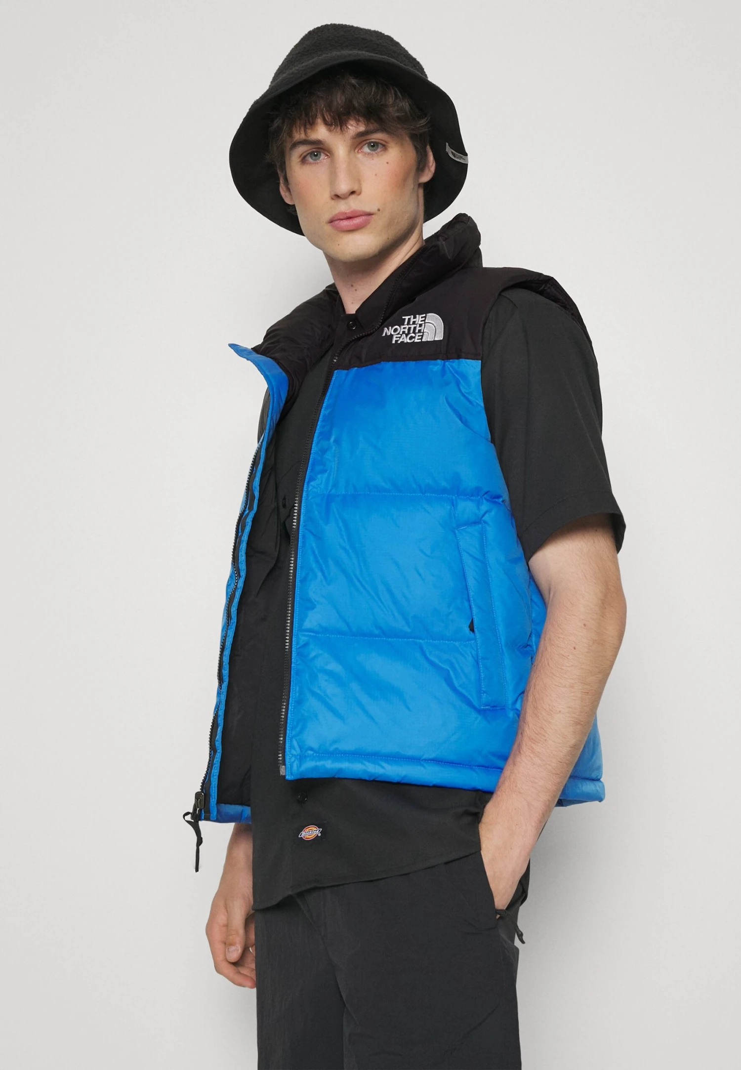 The North Face Retro Nuptse Vest Unisex - Waistcoat - Super Sonic Blue - Image 5