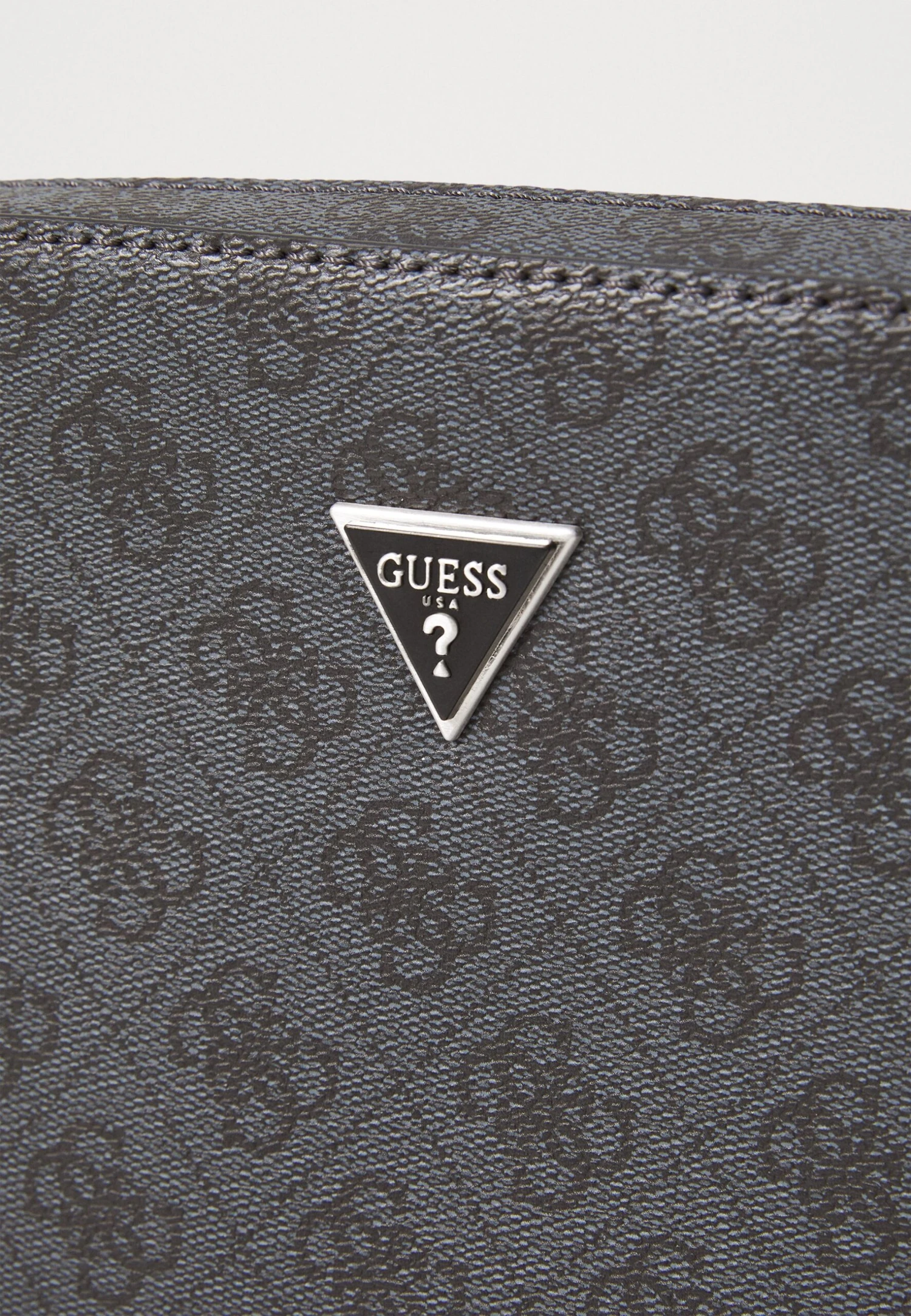 Guess MILANO MINI CAMERA BAG - Cross Body Bag - Black - Image 5
