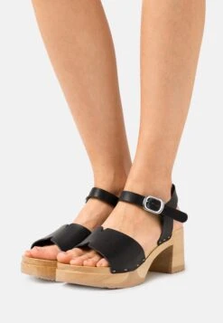 Hanny - Clogs - Schwarz/Natur