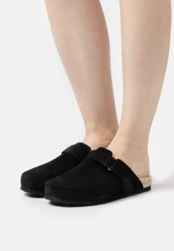 Manebi Mules - Mules - Black