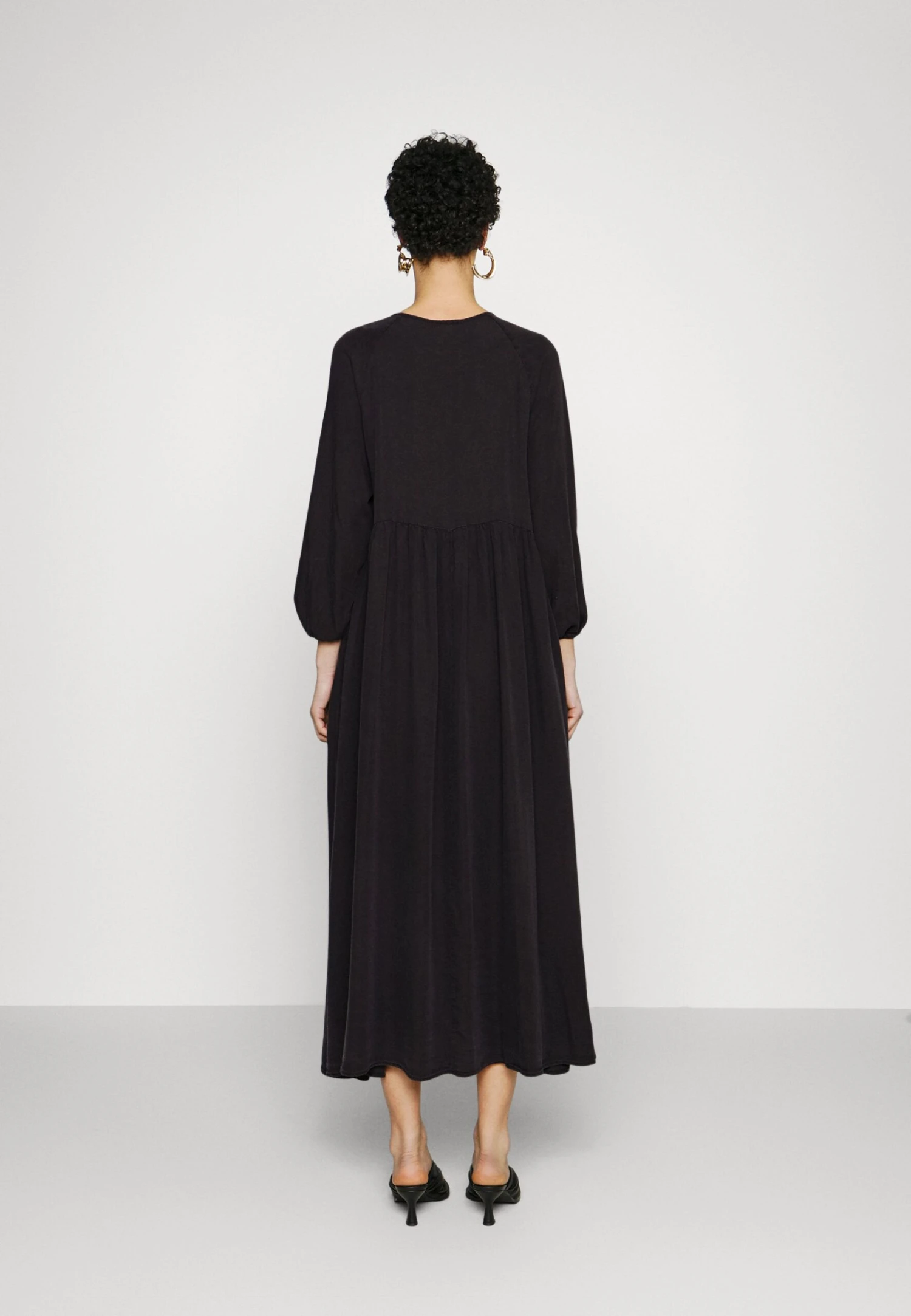 True Religion Amur Pigmend Dyed - Maxi Dress - Image 3