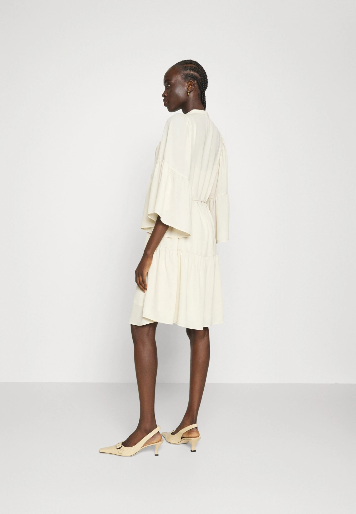 Bruuns Bazaar Camilla Imila Dress - Shirt Dress - Bleached Sand - Image 3