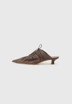 By Malene Birger MASEY - Mules - Carafe