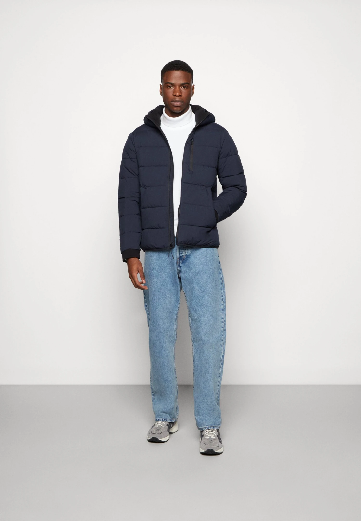 Abercrombie & Fitch Puffer Hood- Winter Jacket - Dark Blue - Image 2