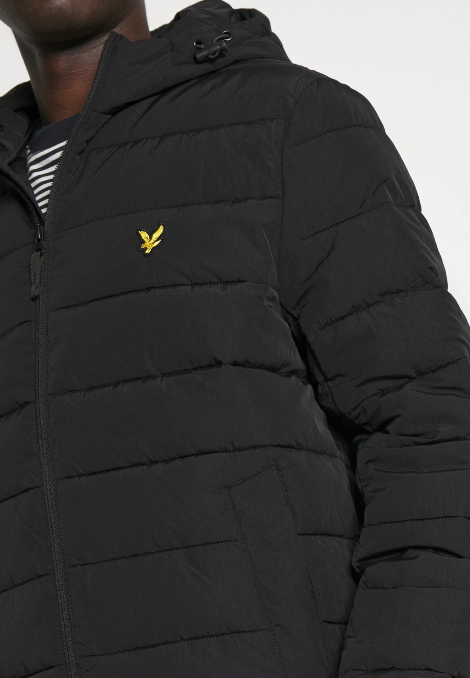 Lyle & Scott Lightweight Puffer Jacket - Light Jacket - Jet Black - Image 5