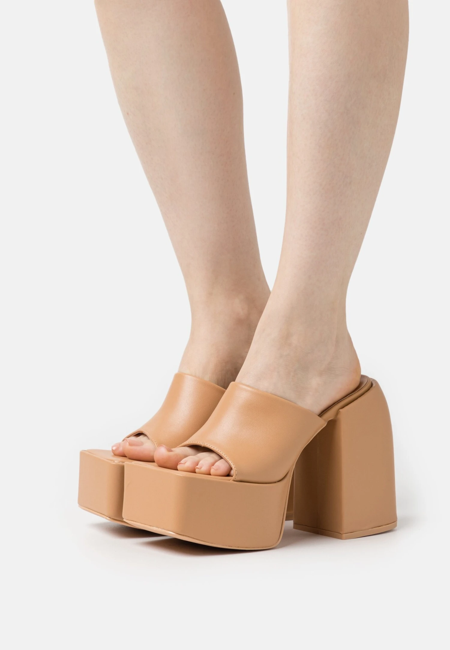 Raid Bina - Heeled Mules - Nude