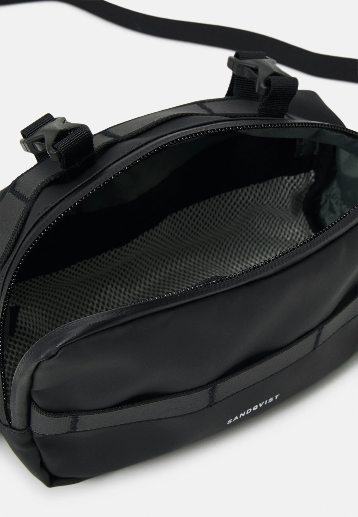 Sandqvist Uno Unisex - Across Body Bag - Black - Image 3