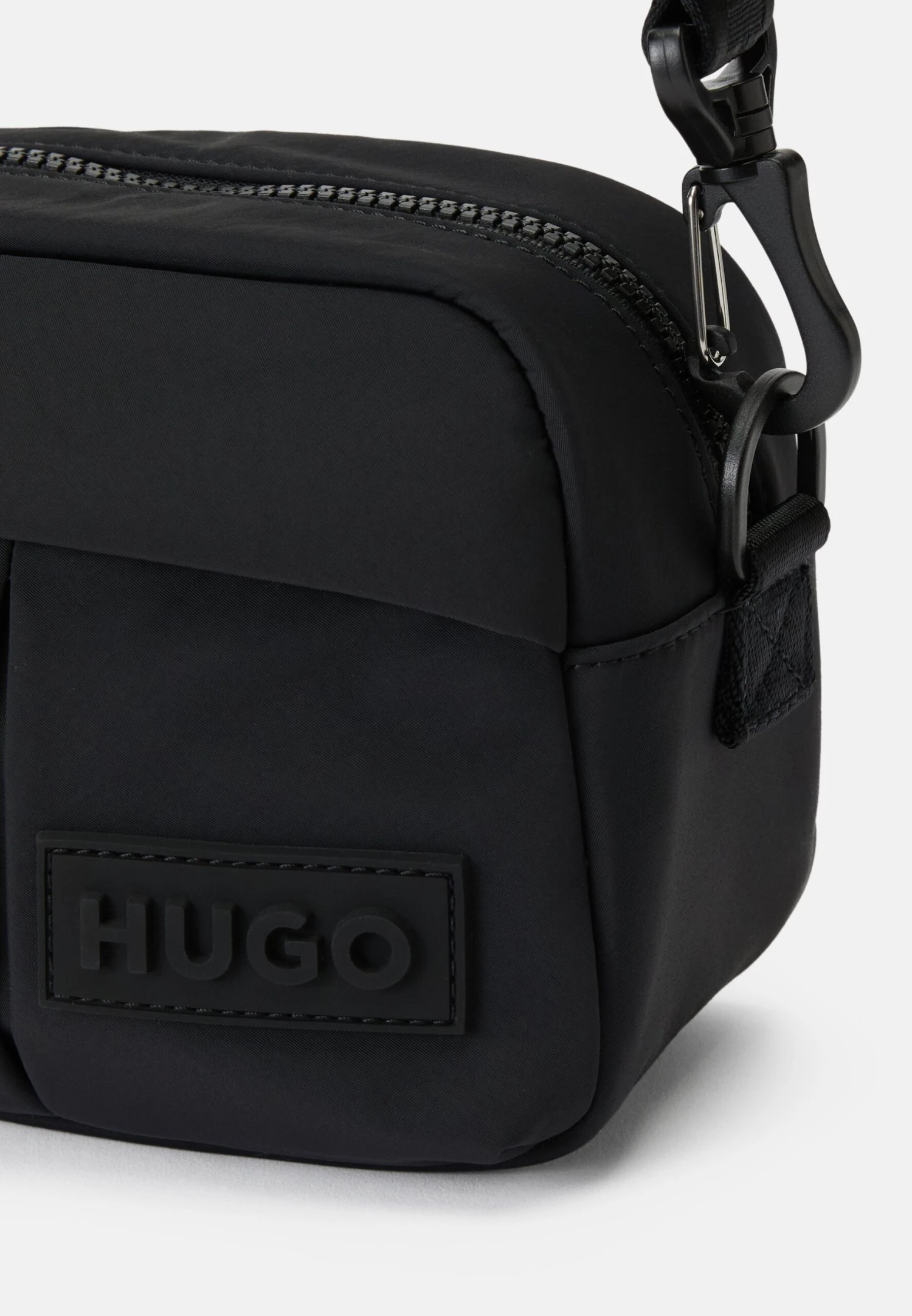 Hugo TARIC - Cross Body Bag - Black - Image 4