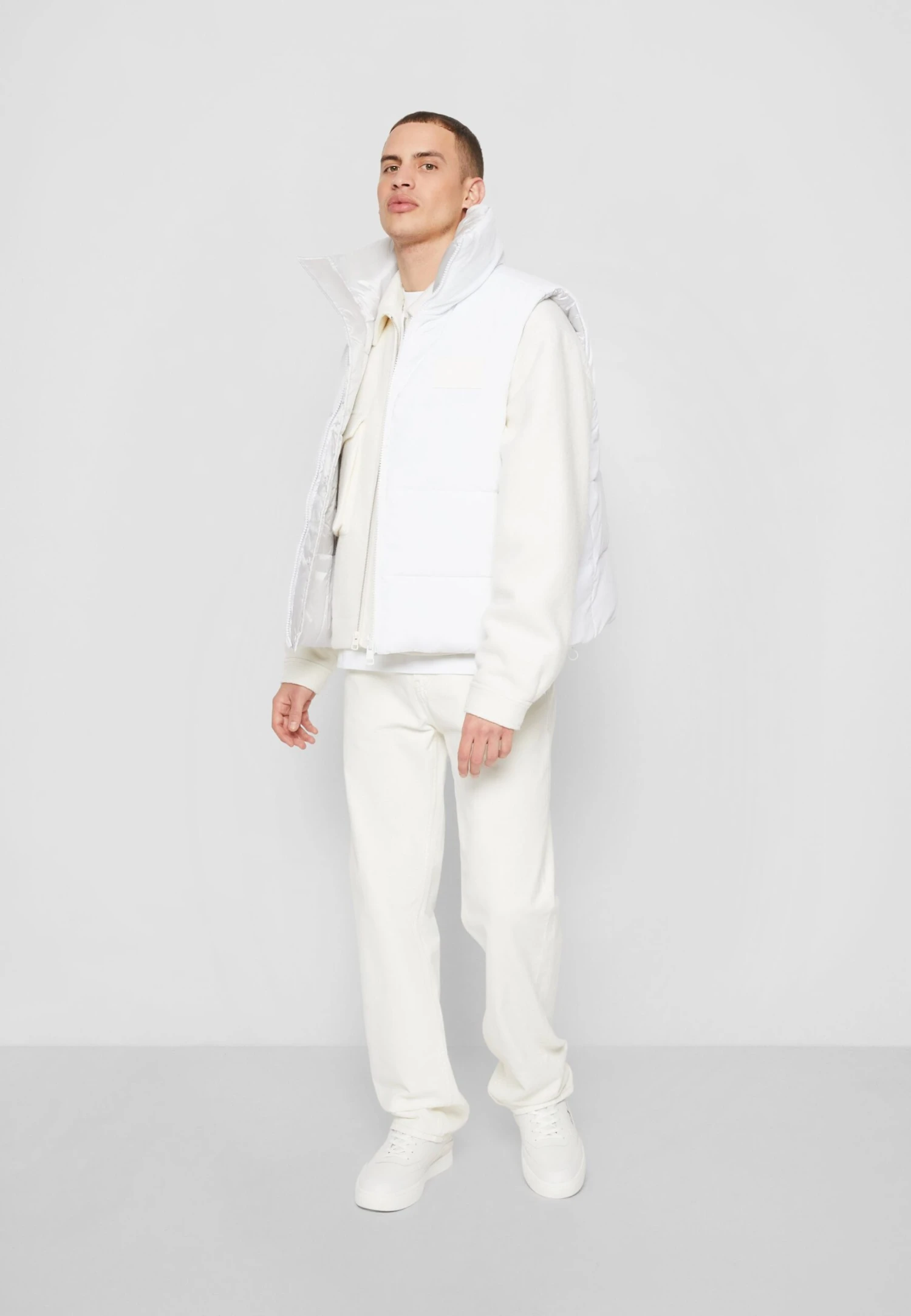 Calvin Klein Jeans Soft Touch Reversible Vest - Waistcoat - Bright White/Ghost Grey - Image 2