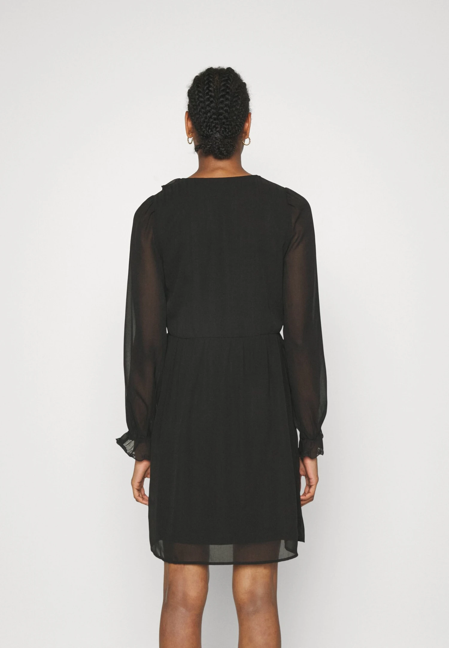 Vero Moda Tall Vmnola V Neck Short Dress - Day Dress - Black - Image 3