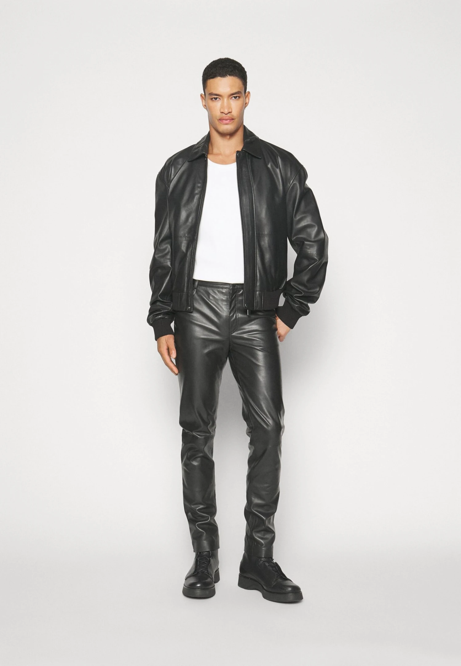 Oversized - Bomber Jacket - Black - Image 6