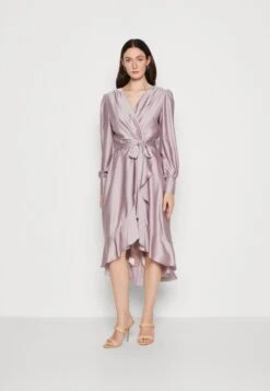SWING Cocktail Dress / Party Dress - Fading Lilac