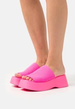 Call It Spring Vegan Venise - Heeled Mules - Bright Pink