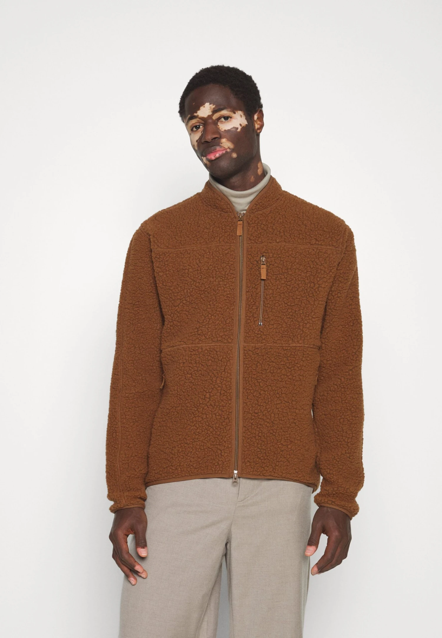 J.Lindeberg Tomai - Winter Jacket - Chipmunk - Image 3