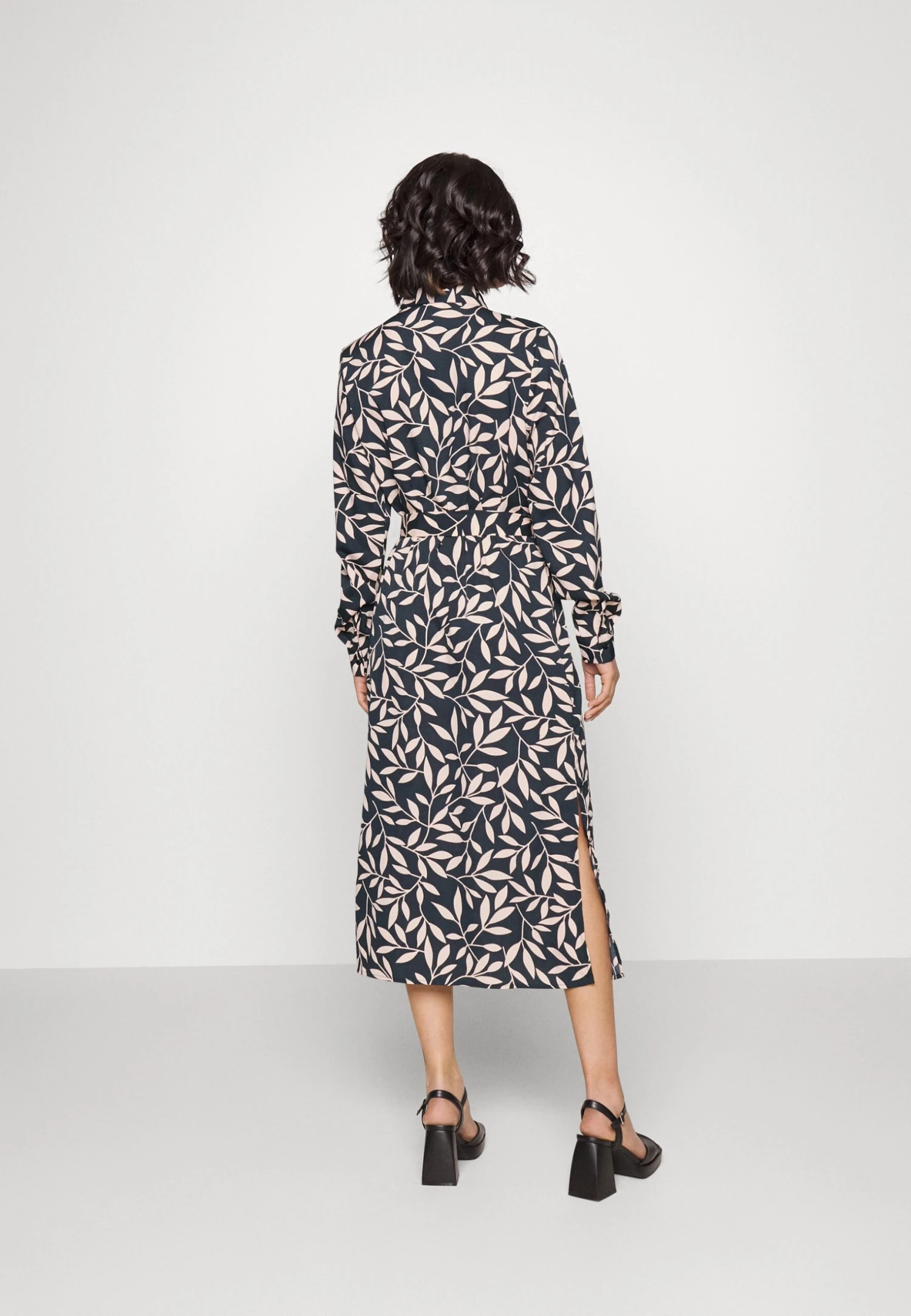 Vila Viellie Shirt Dress - Shirt Dress - Image 3