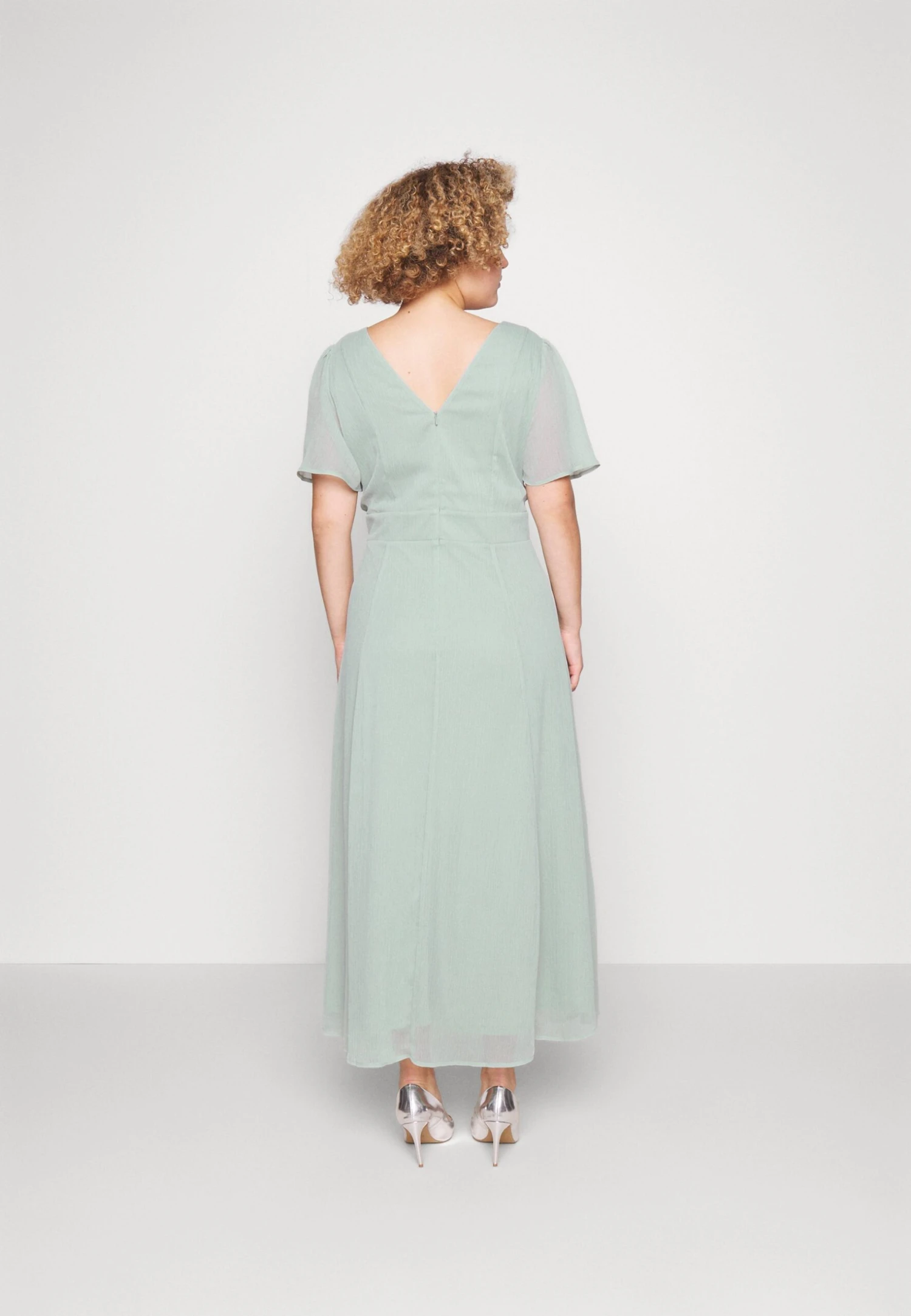 Virilla V-Neck - Maxi Dress - Image 3