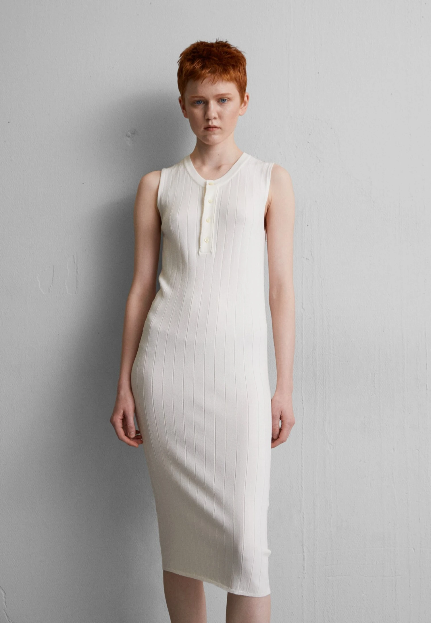 Sleeveless Serafino Dress - Jumper Dress - Natural White - Image 3