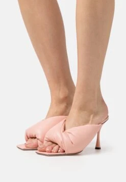 Croissant Heel - Heeled Mules