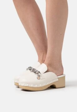 Call It Spring Claudya Vegan- Clogs - Ice