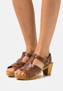Sanita Falo Square- Clogs - Brown