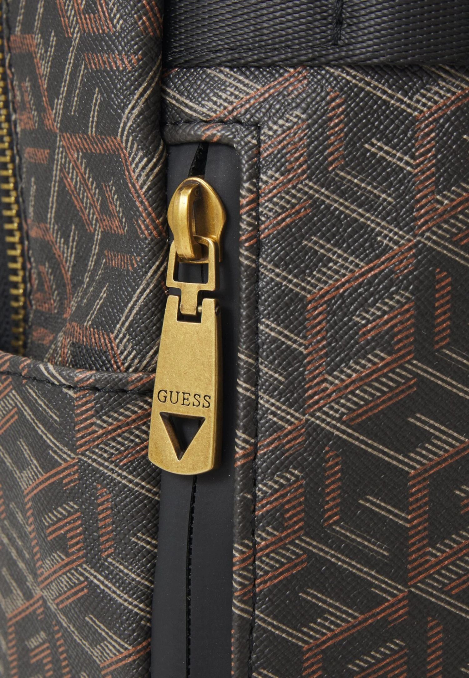 Guess Ederlo Flat Backpack Medium Unisex - Rucksack - Black - Image 5