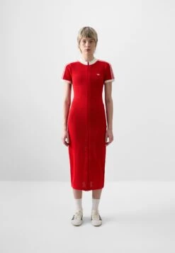 Adidas Originals DRESS - Jumper Dress - Better Scarlet