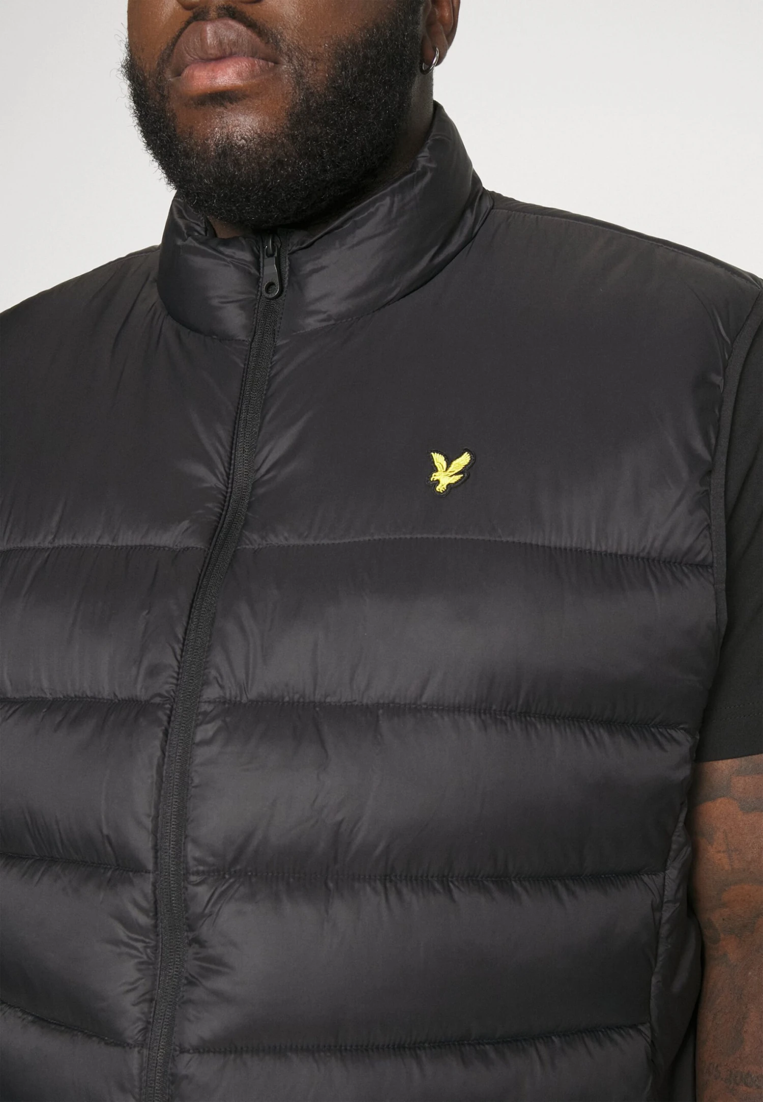Lyle & Scott Baffle Gilet - Waistcoat - Jet Black - Image 5