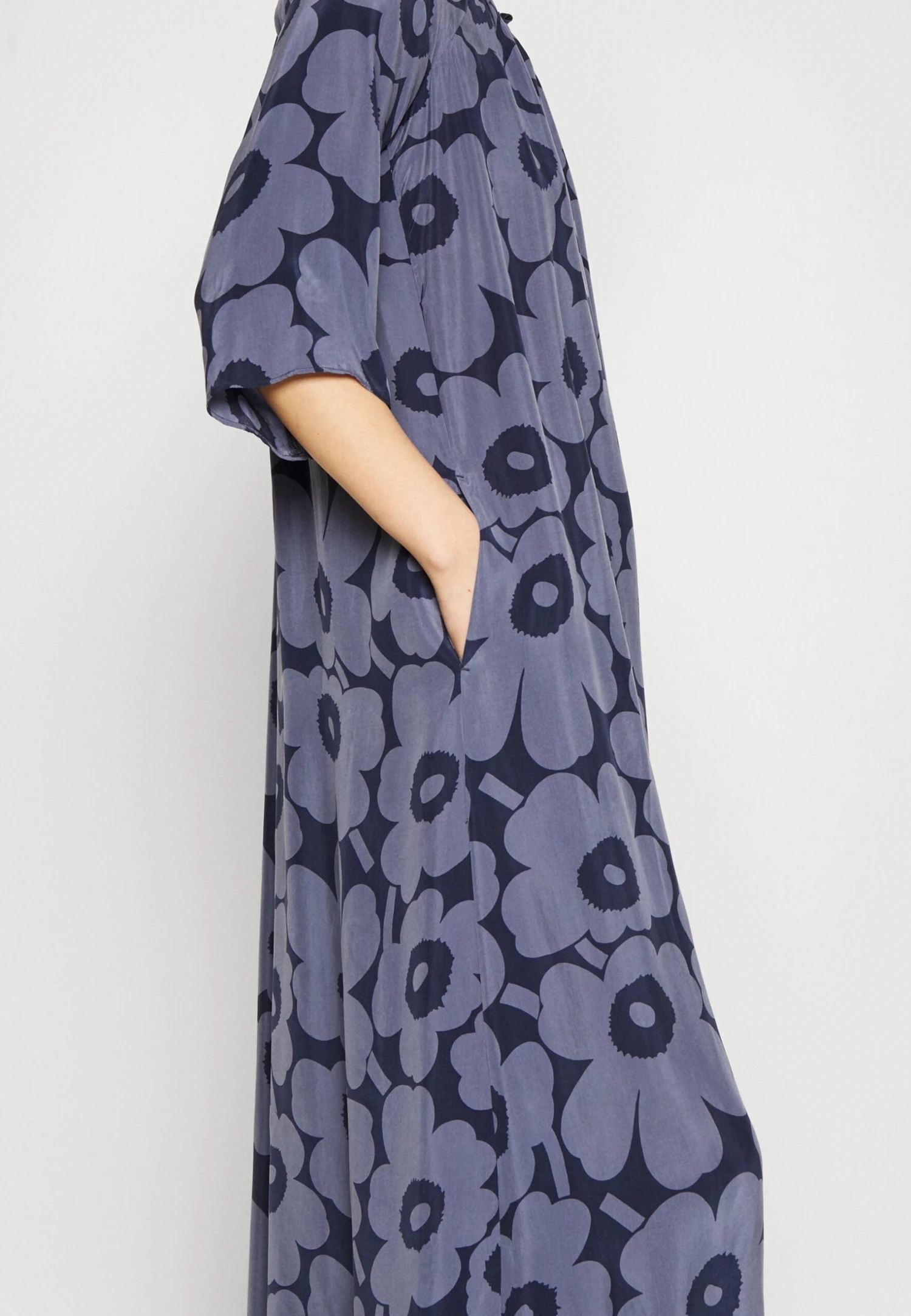 Marimekko Siru Unikko Dress - Day Dress - Dark Blue/Blue - Image 8
